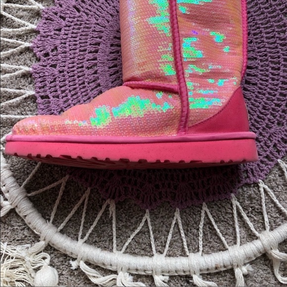 Pink Sequin Sparkly Uggs Size 7 - Picture 10 of 14
